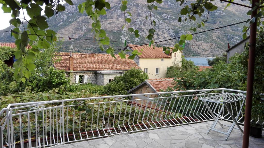 Apartments Penovic Kotor Exterior foto